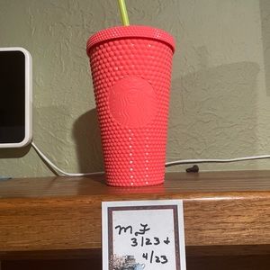 Starbucks, 2022 Dragonfruit Grande